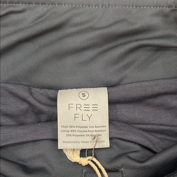Women's Free Fly Blue Dusk size small shorts - Picture 3 of 5